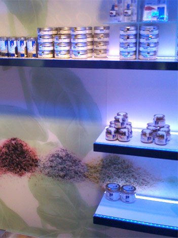 Warenpräsentationssystem in der Kochschule von Johann Lafer in Guldental